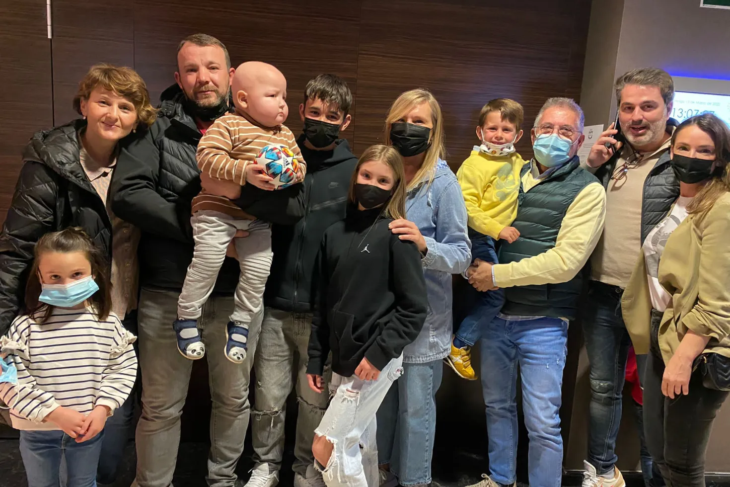 Ukrainian children with cancer and their families were airlifted to Spain, where they can continue their treatment and are being cared for by Fundación Aladina and other cancer organisations.