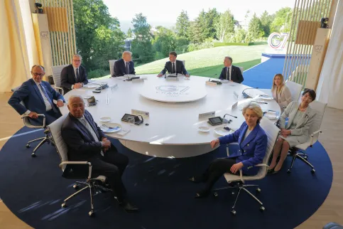 G7 leaders sitting around a table