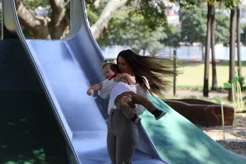 Kirsty Brown, diagnosed with cervical cancer at age 26, is now cancer-free and advocating for girls to be vaccinated against HPV. Image from the film Conquering Cancer, which is being made available for free in LMICs for World Cancer Day to raise awareness about cervical cancer prevention. 