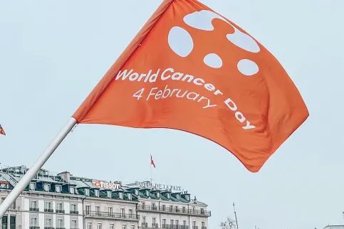 World Cancer Day flag flying on the Mont Blanc Bridge 31 January – 6 February in Geneva, Switzerland, where UICC is headquarted