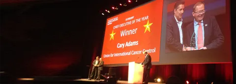 Cary Adams, UICC Chief Executive Officer, receives award Cary Adams, UICC Chief Executive Officer, receives award