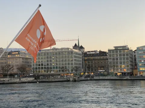 Hundreds of thousands of engagements on social media and web visitors, over 25,000 press mentions and hundreds of activities organised by individuals and institutions made this World Cancer Day 2023 a resounding success. Branded World Cancer Day flag on the Mont Blanc bridge in Geneva for World Cancer Day 2023